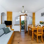 Happy Superior Guest house 3*