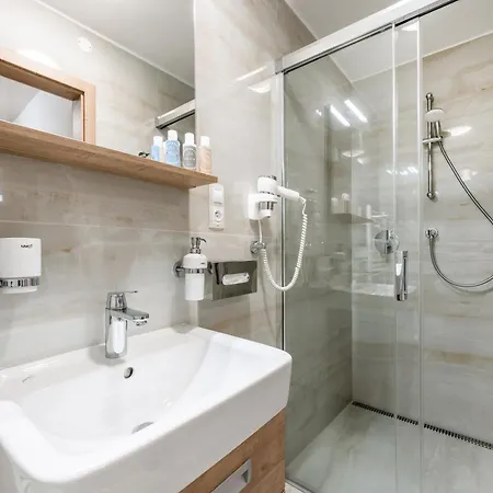 Happy Superior Spindleruv Mlyn