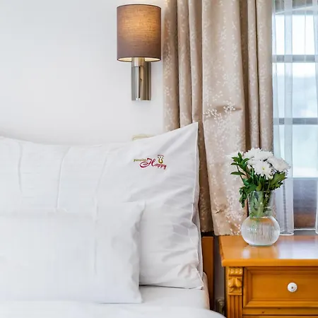 Happy Superior Guest house 3*